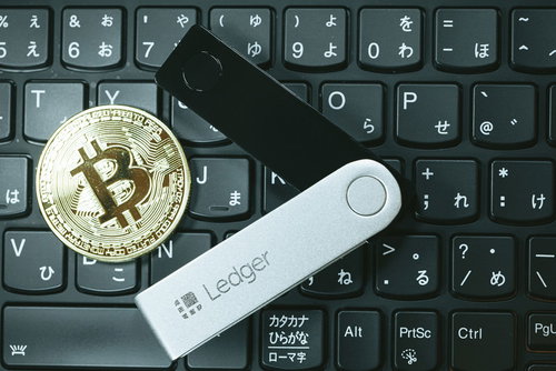 Ledger NANO S とビットコイン