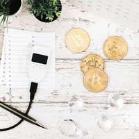 ハードウェアウォレットTREZORで暗号資産とビットコインを管理の写真