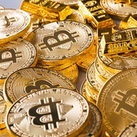 ビットコインとフォークで表すハードフォークの写真