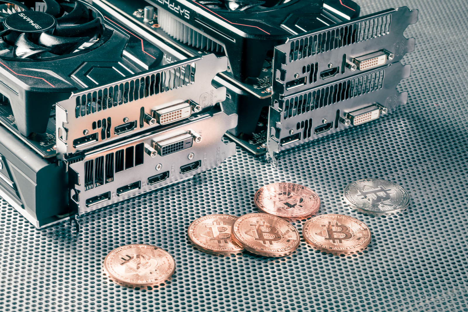 グラフィックボードとビットコインコインの俯瞰