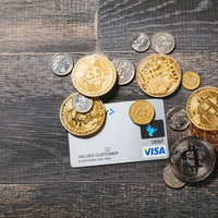ビットコインとクレジットカードでシームレスな取引体験の写真