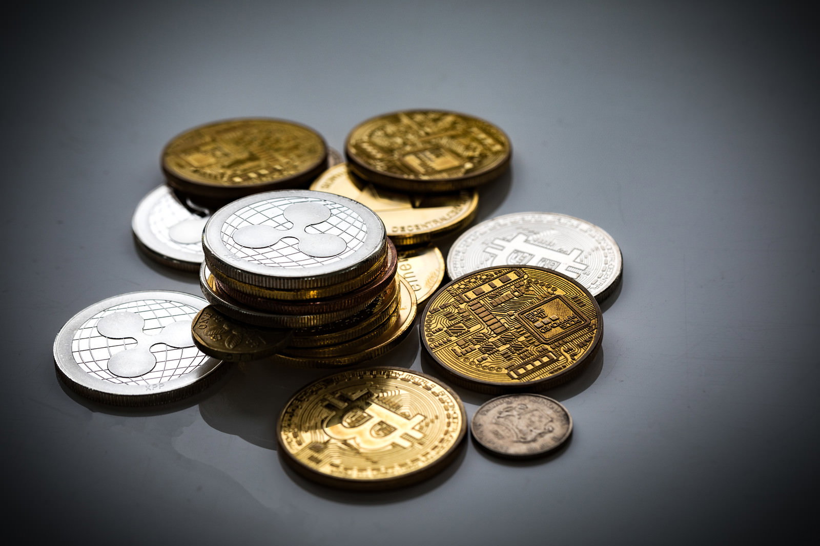 リップルやイーサリアムなどの仮想通貨コイン