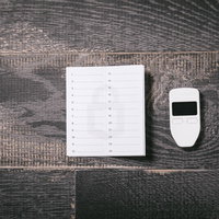 ビットコイン管理用ハードウェアウォレット（TREZOR）の写真