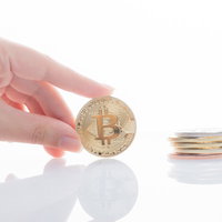 金色のビットコインで積立投資をはじめるの写真