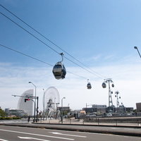 都市型ロープウェイYOKOHAMA AIR CABINのゴンドラの写真