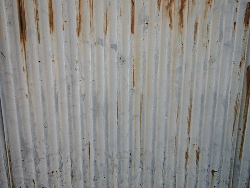 錆と劣化した波板のテクスチャ