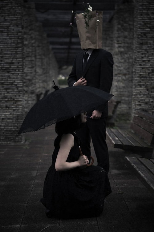 人に恋をした異形の紳士と恋に疲れた悩み多き女性の関係