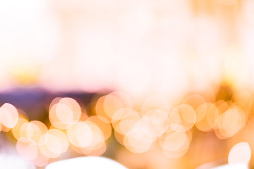 暖色系の光が幻想的な丸ボケイルミネーション