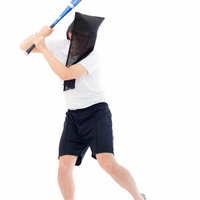 バットを短く持つとミートしやすい黒子のバッターの写真