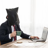 カフェでアニメ見てても身バレしませんの写真