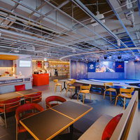 福岡市天神にあるeスポーツ施設「esports Challenger's Park」の写真