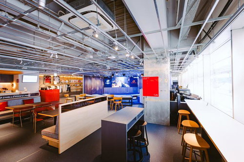 eスポーツ総合施設内「チャレパ」の様子