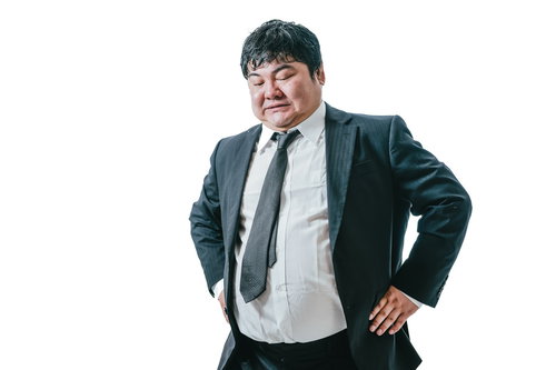 お腹が邪魔して下が見えない会社員の実態と健康管理