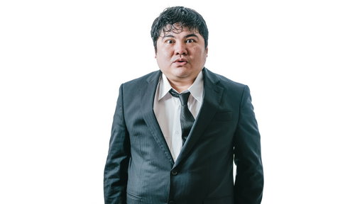 嘘でしょ？っとまじまじ見つめる男性、株価暴落に唖然