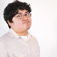 だからいったじゃないか（内心）と眉をひそめるキリッとした正義マンの写真