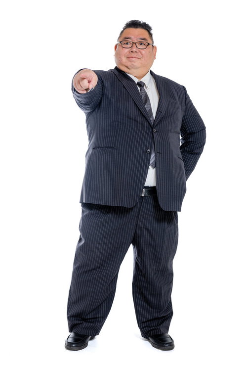 動かないで指示ばかりする上司の指差しポーズ