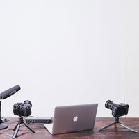 生配信スタンバイの撮影機材セットの写真