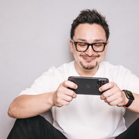 家でゆっくりネトフリ見るのが趣味な現役ドイツ人ハーフ男性の写真