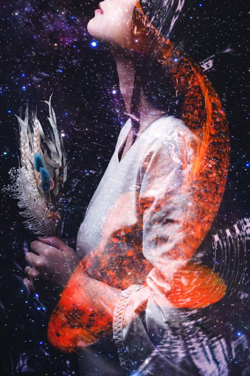 恋と鯉をテーマにしたフォトモンタージュ作品