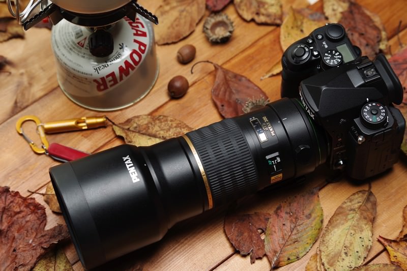 PENTAXカメラ K-1 Mark IIにFA 31mmレンズを装着の写真素材 - フリー