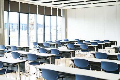 大会議室での会議・セミナー開催風景（双葉町産業交流センター）