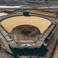 福島県南相馬のみちのく鹿島球場を空撮した全景の写真