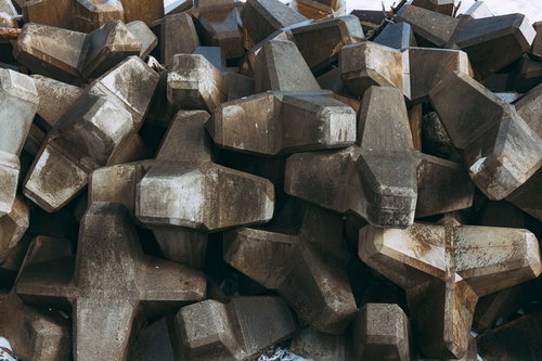 南相馬市鹿島区にある消波ブロック