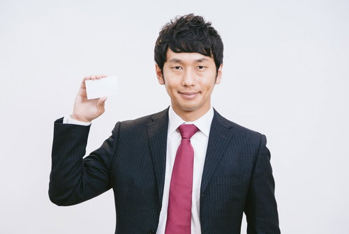 個人事業主です。取引先に自分のマイナンバーを知らせないといけませんか？