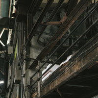 老朽化に伴い移転予定の築地市場内の鉄骨構造の写真