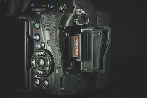 PENTAX K-1 MarkⅡのメモリーカードスロットと内部構造