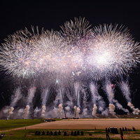 江戸川区花火大会のスターマインの写真