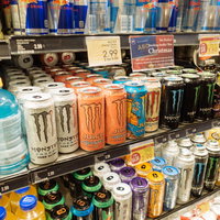 フォート・デロシー・ビーチ・パークの奥に沈むサンセットの写真