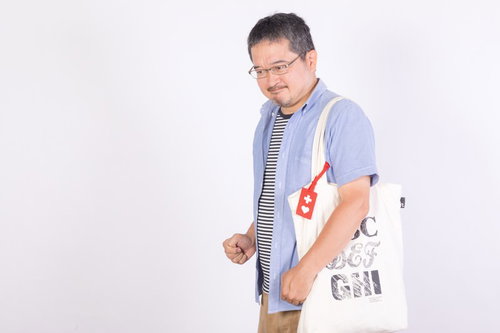 具合が悪いヘルプマーク所持者の男性、優先席での体調不良