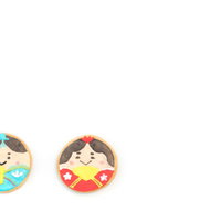 ひなまつりの男雛と女雛をかたどったアイシングクッキーの写真