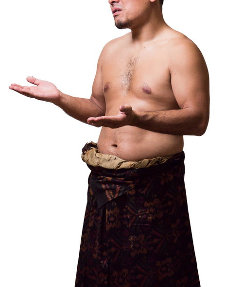 うまく伝えられなくて怒り出した上裸の男性