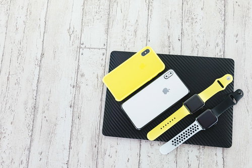 所有している iPhone XR や AppleWatch など