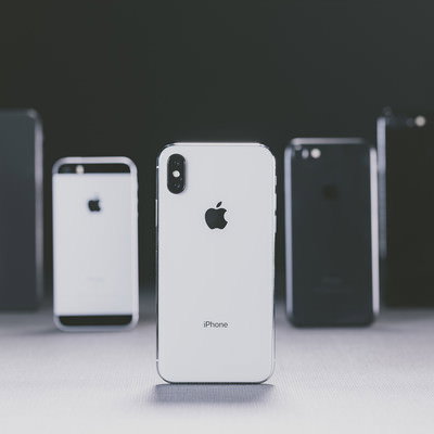 iPhoneXのFace IDセットアップと顔認証の写真素材 - フリー素材ぱくたそ