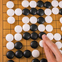 アタリを自ら作り出す一手、指を止められない瞬間の写真