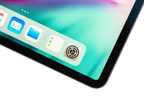 iPad Pro 2018のホーム画面に整列するデフォルトアプリアイコン