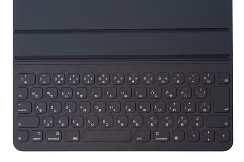 iPad Pro用のグレーカバーキーボード