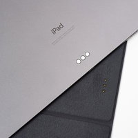 iPad ProとSmart Keyboard Folioの接続部分の写真