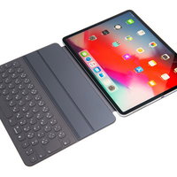 Smart Keyboard Folioを取り付けたiPad Pro 2018の写真