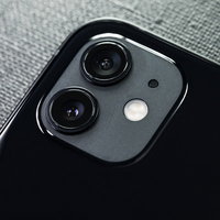 iPhone 12 ブラック（リアカメラ部分とレンズ）の写真