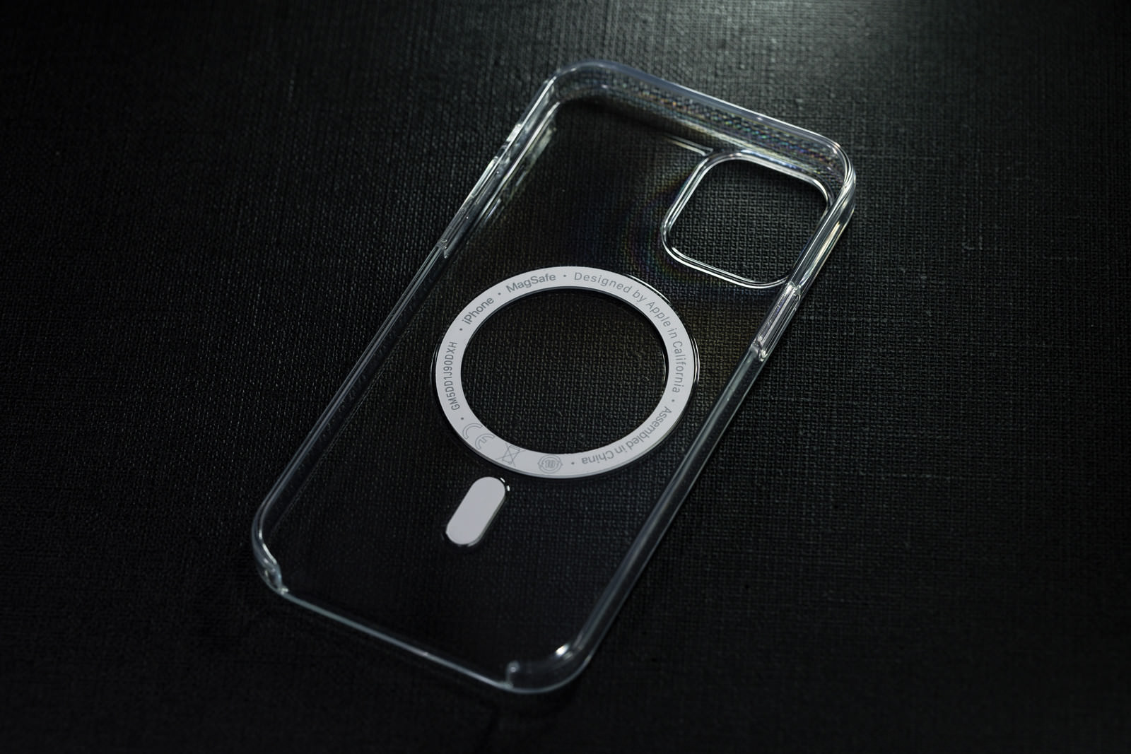 MagSafe対応iPhone 12 Proクリアケース
