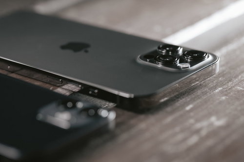 iPhone 12 Pro のリアカメラ部分