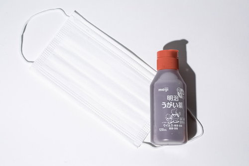 うがい薬とマスクによるウイルス対策と感染症予防