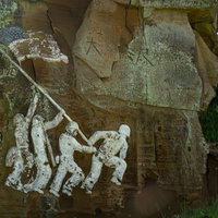 近くから見た米軍上陸記念壁画の写真