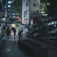 渋谷マークシティレストランアベニューの夜間入口と現代アート施設の写真