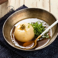 かぶのまるごとあんかけスープ、青ネギ添えの写真