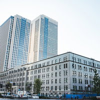 霞ヶ関の財務省と国税庁の建物の写真